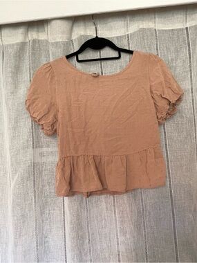 iris Peach Puff Sleeve Peplum Top